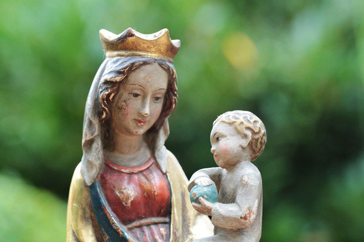Madonna a gyermekkel